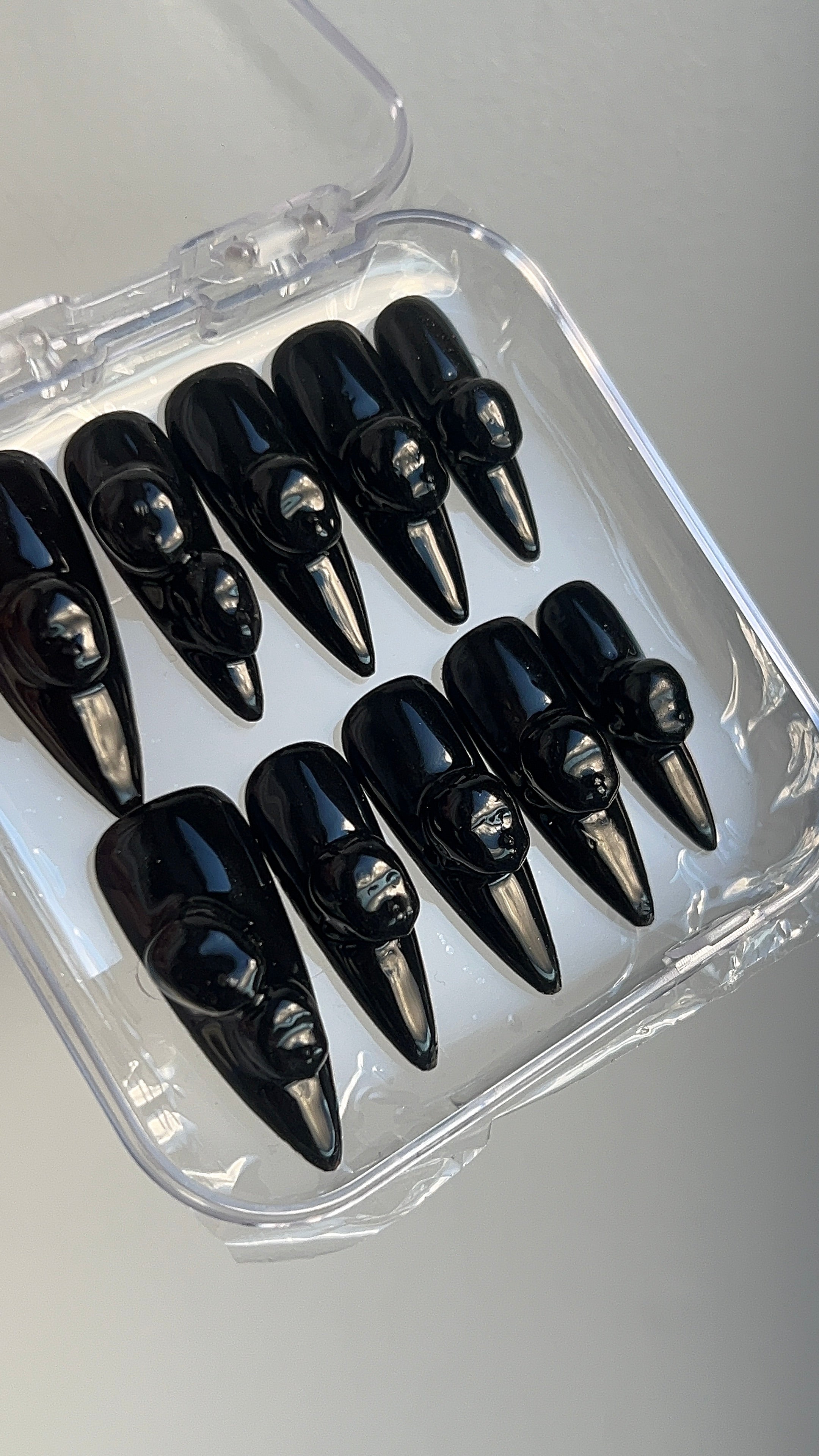 Faces
